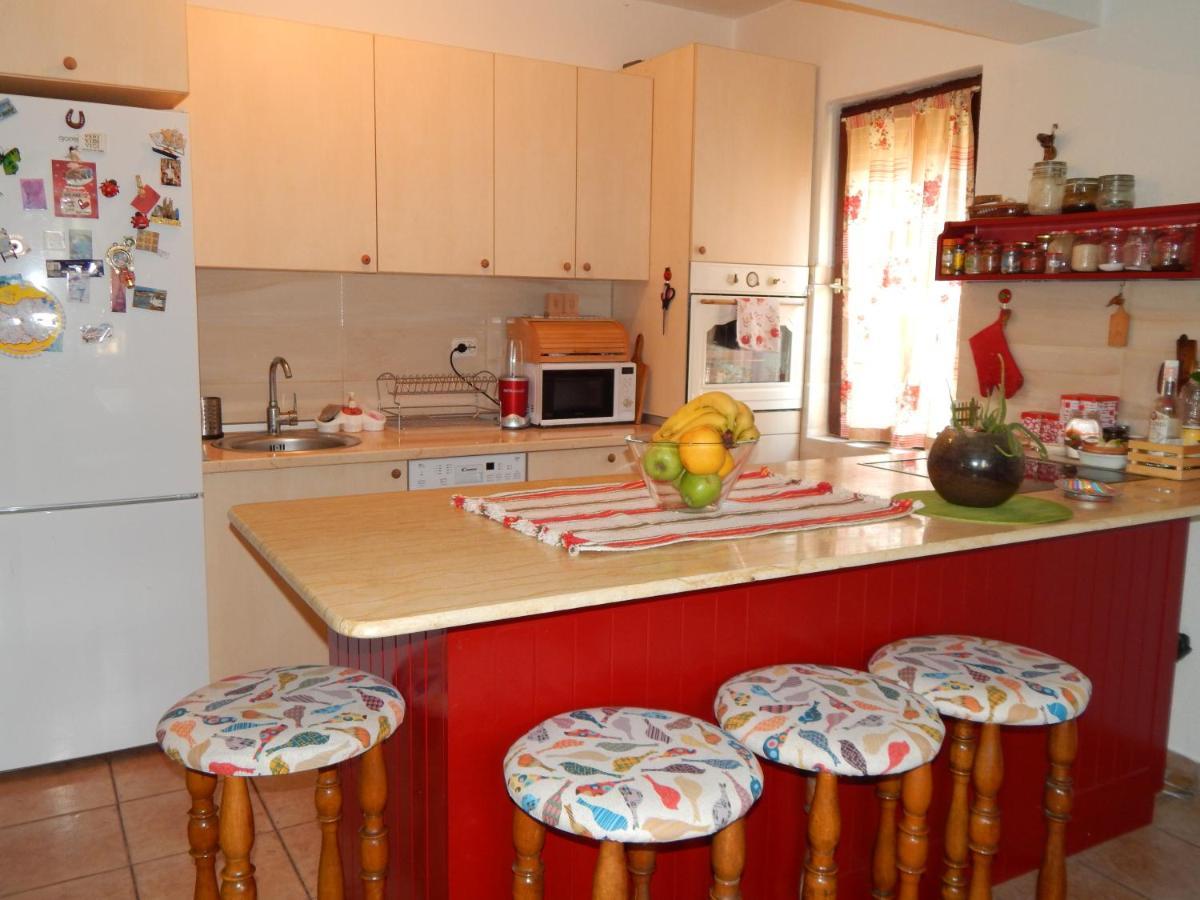 Impeccable Apartment With View In Dolna Matka Escópia Exterior foto
