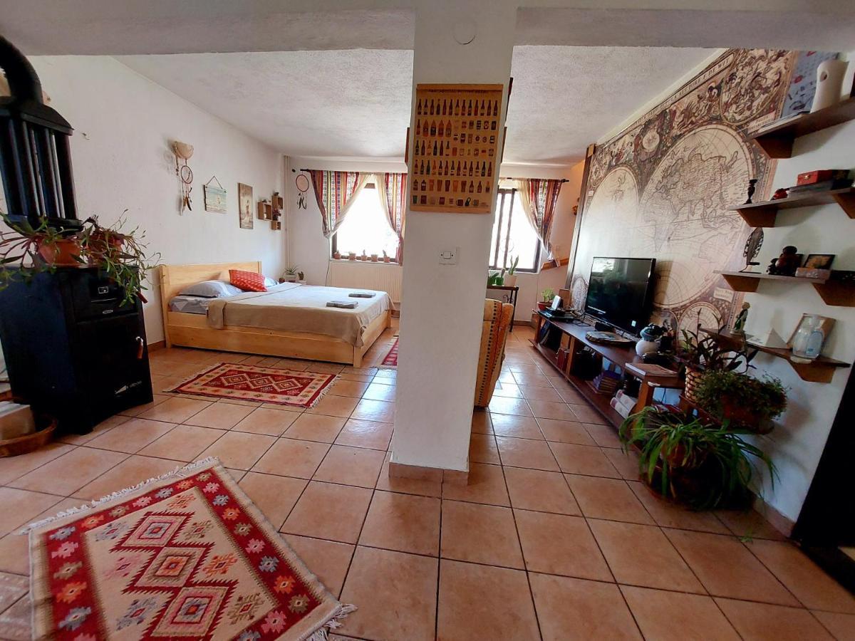 Impeccable Apartment With View In Dolna Matka Escópia Exterior foto